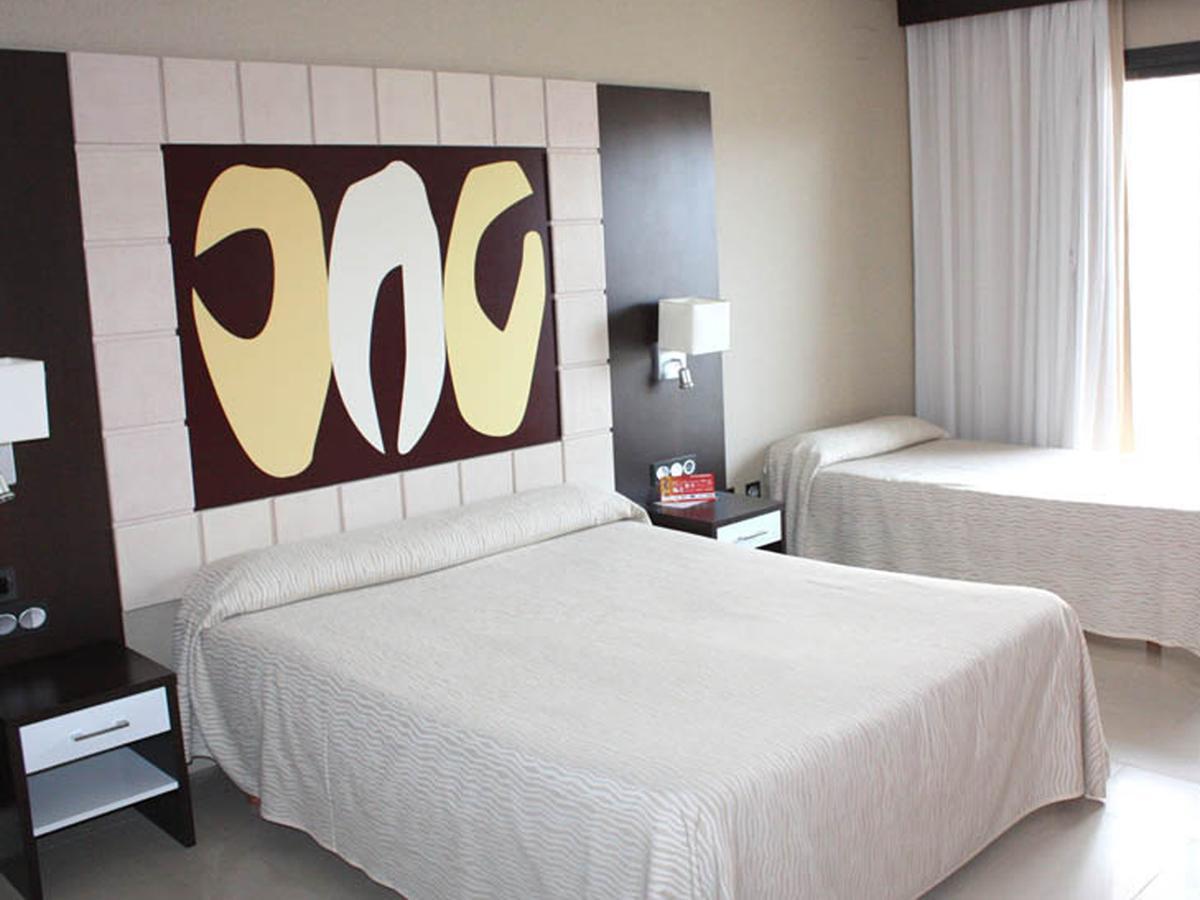 Marina D'Or Hotel Roulette 4* โอโรเปซาเดลมาร์ ภายนอก รูปภาพ